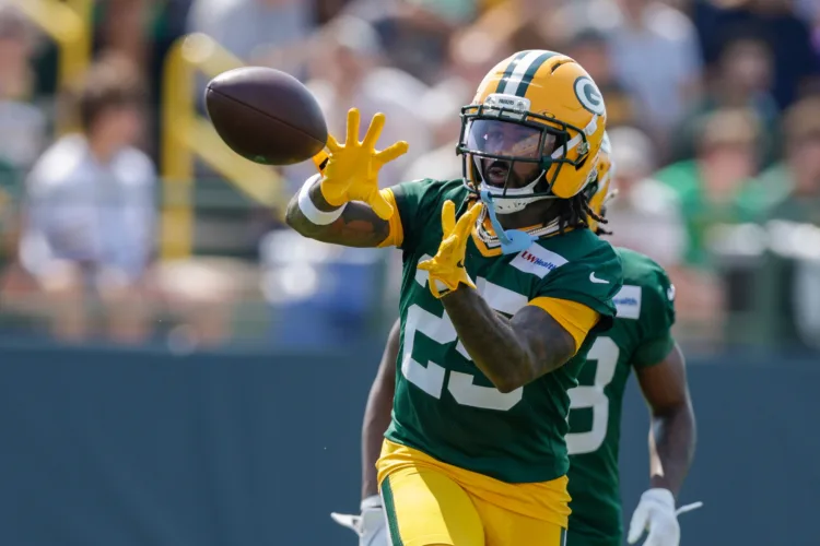 Packers' Nixon says hamstring tightness caused him to miss first practice